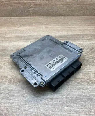 Renault Scenic I Engine control unit/module ECU 8200039569 0281001934 8200076093