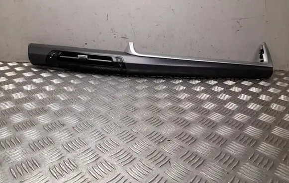 BMW 2 Active Tourer U06 Dash center air vent grill 9636254