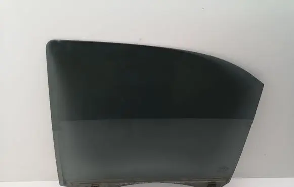KIA Sorento Rear door window glass