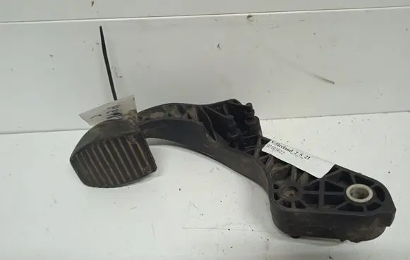 Citroen C4 I Clutch pedal 42286601