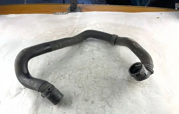 Volkswagen PASSAT B6 Engine coolant pipe/hose 1K0122051 1K0122291L