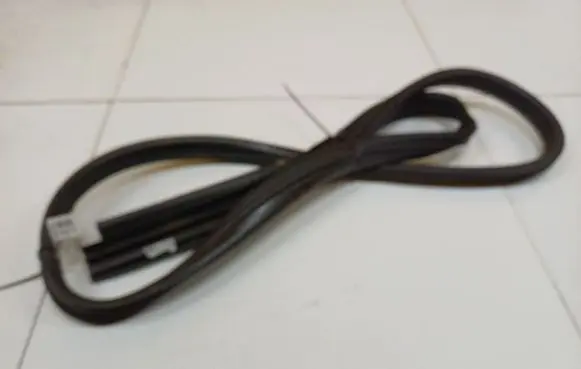 Renault Laguna I Rubber seal rear door 