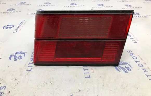BMW 5 E34 Tailgate rear/tail lights
