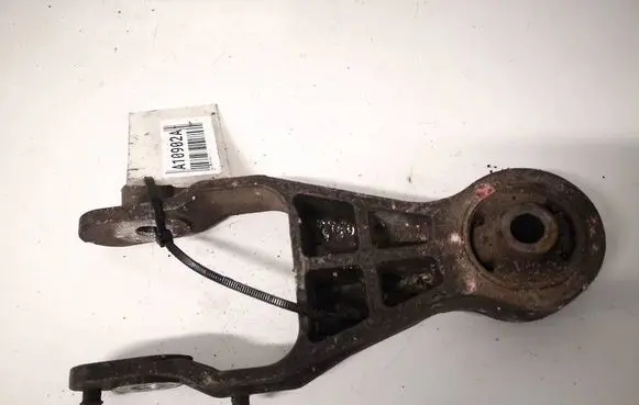 Opel Meriva A Engine mount bracket 468646740