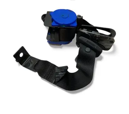 Opel Antara Middle seatbelt (rear) 22745038