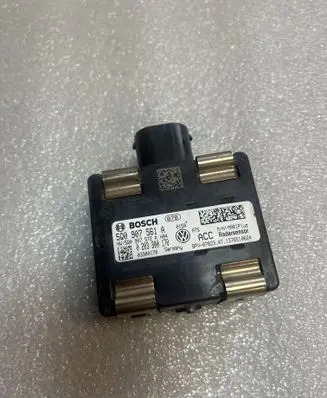 Volkswagen Golf VII Distronic sensor radar 5Q0907561A