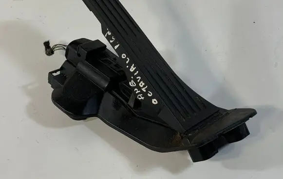 Skoda Octavia Mk2 (1Z) Accelerator throttle pedal 1K2721503M