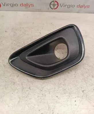 Jeep Grand Cherokee Front fog light trim/grill 68143083ab