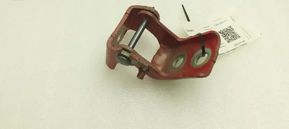 Citroen C4 Cactus Front door upper hinge