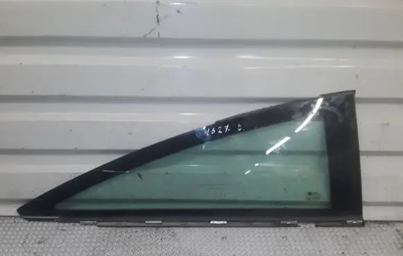 Opel Astra H Rear side window