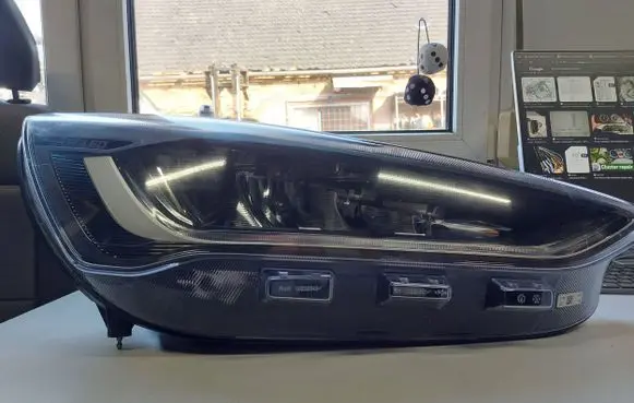 Ford Focus Headlight/headlamp NX7B13E014CF