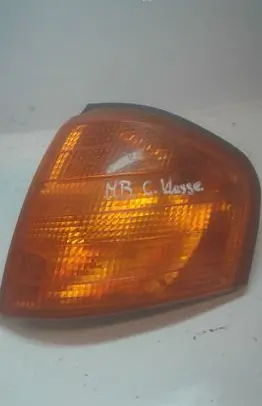 Mercedes-Benz C W202 Front indicator light 2028260543