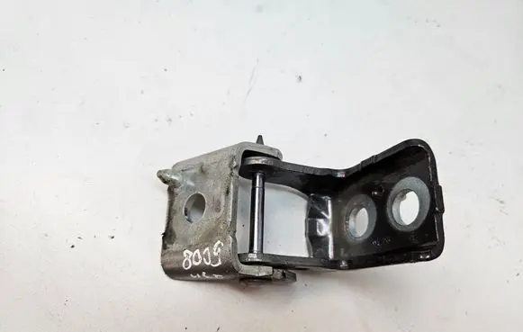 Peugeot 5008 II Rear door lower hinge