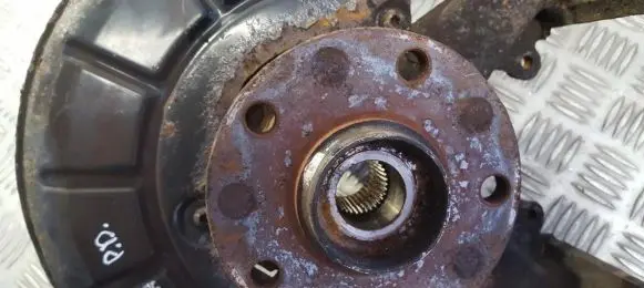 Seat Altea Front wheel hub