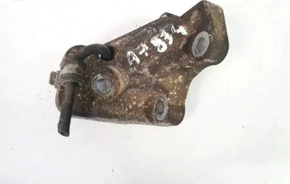 Volvo S60 Engine mounting bracket 8634123 1285