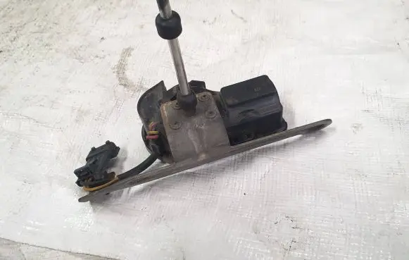 Saab 9-3 Ver1 Headlight wiper motor 0390206935