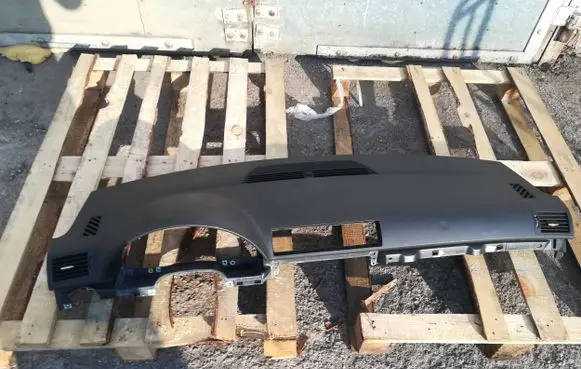Audi A4 S4 B7 8E 8H Dashboard 8E1857067