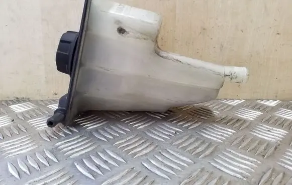Volvo S40, V40 Coolant expansion tank/reservoir 30804963