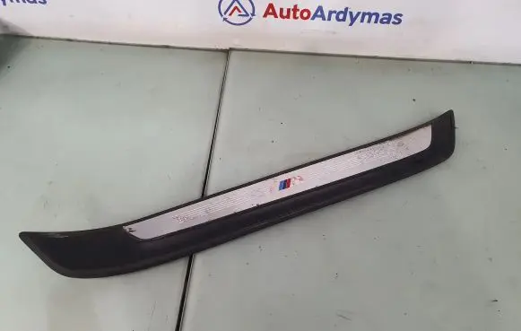 BMW X1 E84 Front sill trim cover 8047746 51478047746