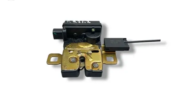 Mini One - Cooper R50 - 53 Tailgate/trunk/boot lock/catch/latch 7130322