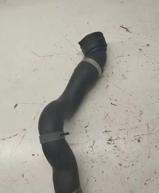 Audi A8 S8 D4 4H Engine coolant pipe/hose 4H0122101D 143414