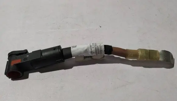 Mercedes-Benz C W206 Positive cable (battery) A2065404873 A0005409003 0005400003