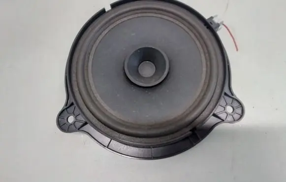 Nissan Note (E11) Front door speaker