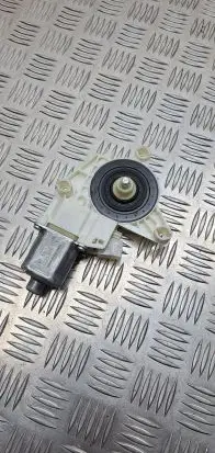 Mercedes-Benz GLK (X204) Rear door window regulator motor 2048200642 A2048200642