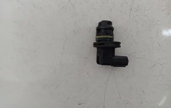 Chevrolet Cruze Camshaft position sensor 96868917