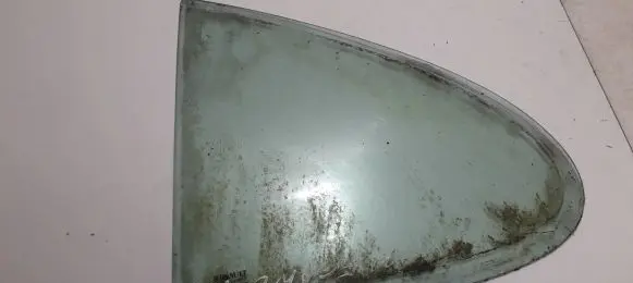 Renault Megane I Rear vent window glass 