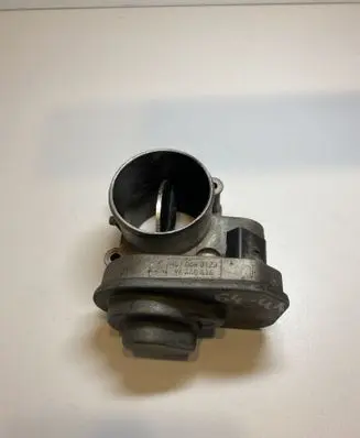 Chevrolet Captiva Throttle valve 96440414