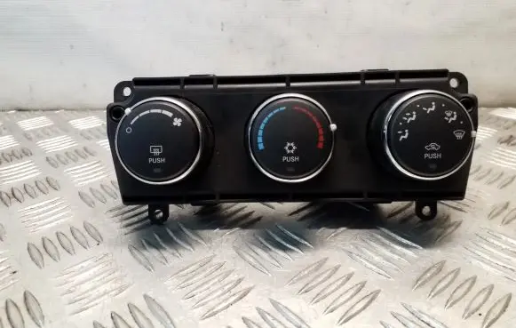Dodge Nitro Climate control unit P55111803AF