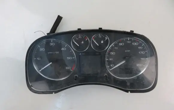 Peugeot 307 Speedometer (instrument cluster) P9654485280