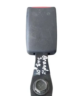 Mitsubishi Grandis Rear seatbelt buckle 134131XB