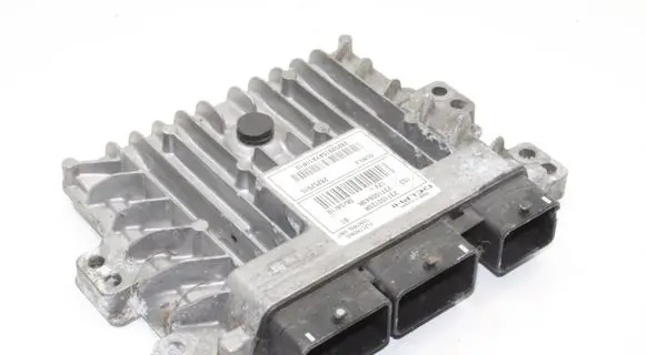 Renault Megane III Engine control unit/module 237100120R 237100943R