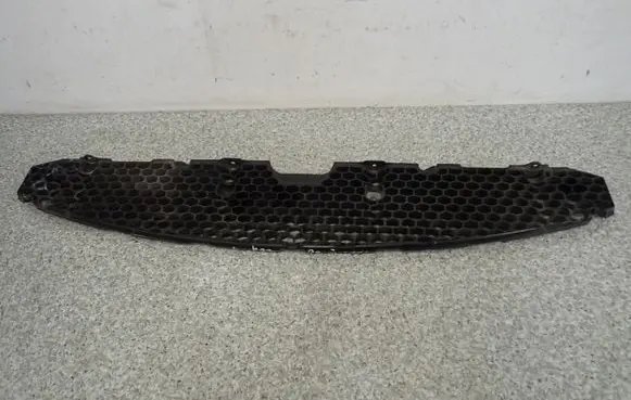 KIA Carens II Air filter box cover 86561-1D010