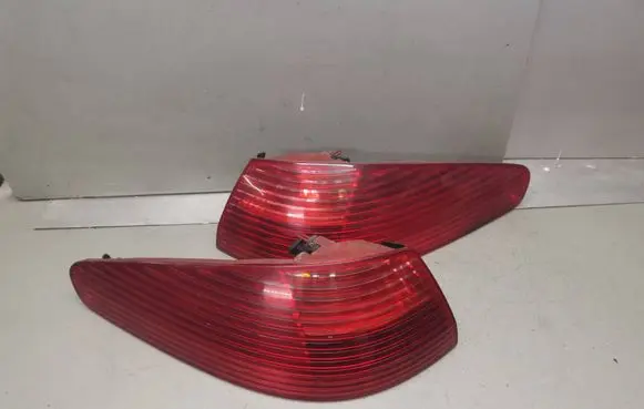 Peugeot 607 Rear/tail lights set 