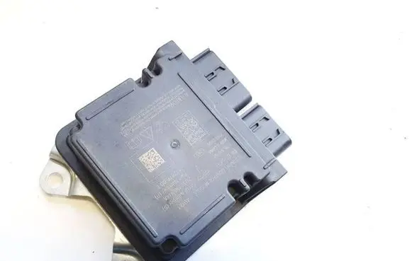 Tesla Model Y Airbag control unit/module 0285020158 1512876-00-e