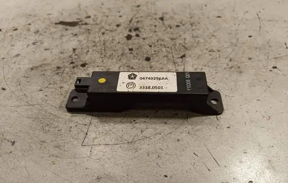 Jeep Grand Cherokee Keyless (KESSY) go control unit/module 04749296AA 33380501