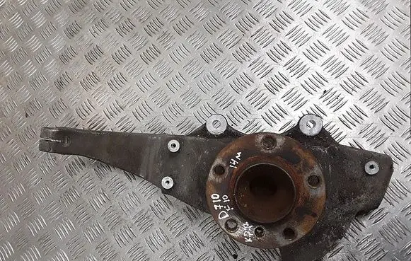 BMW 5 F10 F11 Front wheel hub 