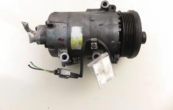 Ford Focus Air conditioning (A/C) compressor (pump) 