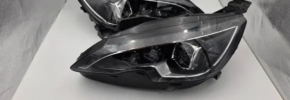 Peugeot 308 Headlight/headlamp 9677832480