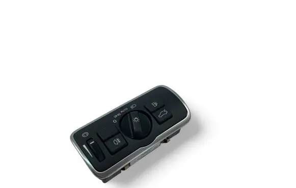 Volvo V40 Light switch 30739448