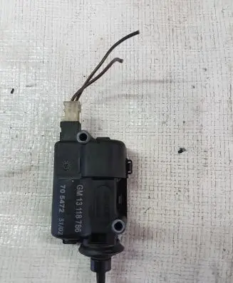 Volvo V70 Central locking motor 13118786 705472