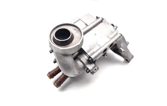 Volkswagen Touareg I Oil pump 07Z115105D