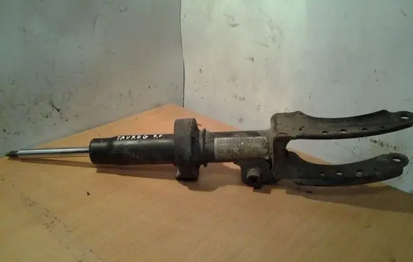 Volkswagen Touareg I Front shock absorber/damper 7L6412022AJ