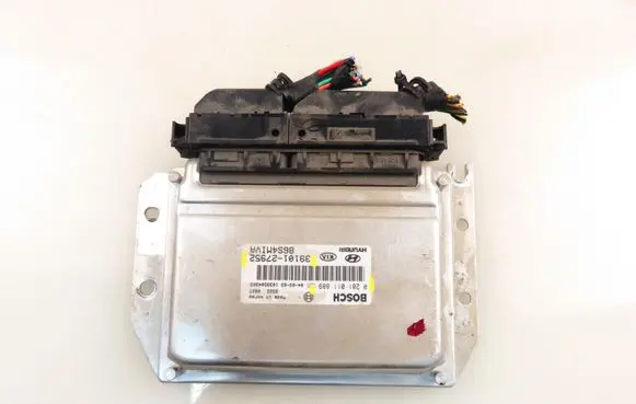 Hyundai Santa Fe Engine control unit/module 0281011889 3910127952