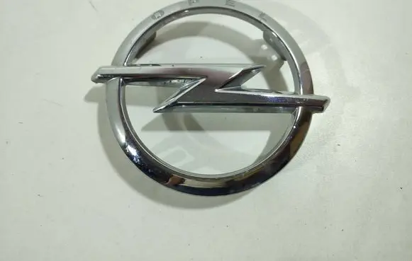 Opel Mokka X Manufacturer badge logo/emblem 42353806