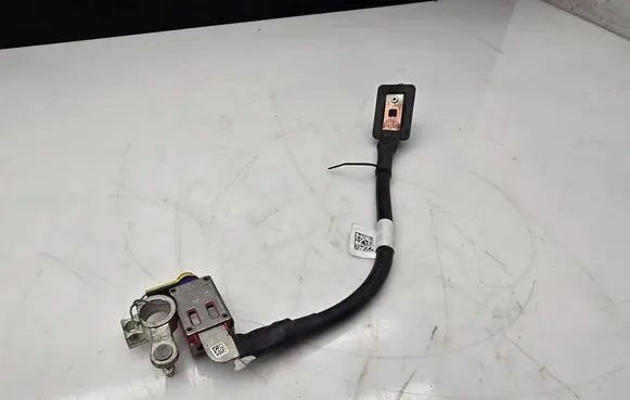 Mercedes-Benz Sprinter W906 Positive cable (battery) A9064401066