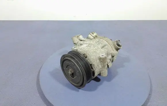 Volkswagen Polo Air conditioning (A/C) compressor (pump) 6Q0820803J